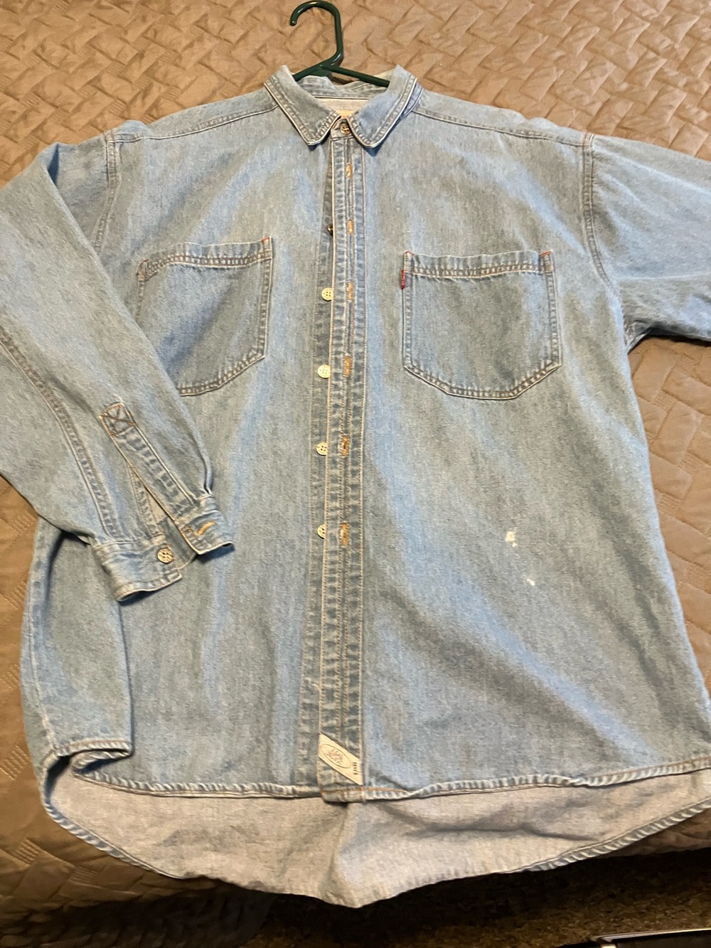 Levi's Men's Light Blue Relaxed Denim Shirt
